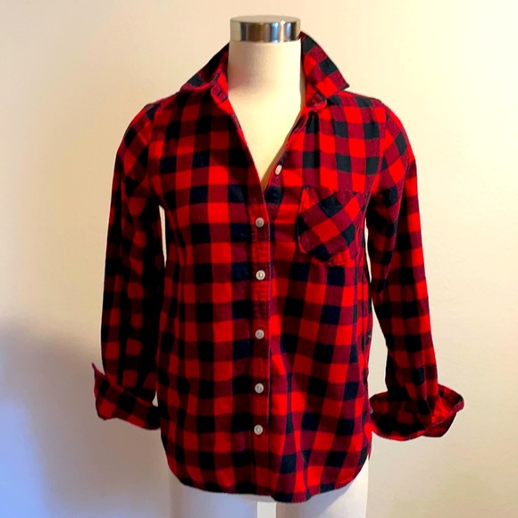Tops - Womens Classic Flannel🖤❤️
